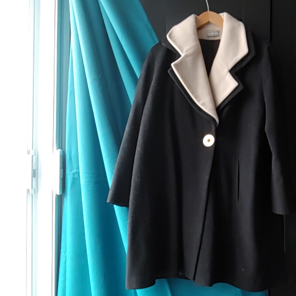 Miss Elsa Wool & Cashmere Coat